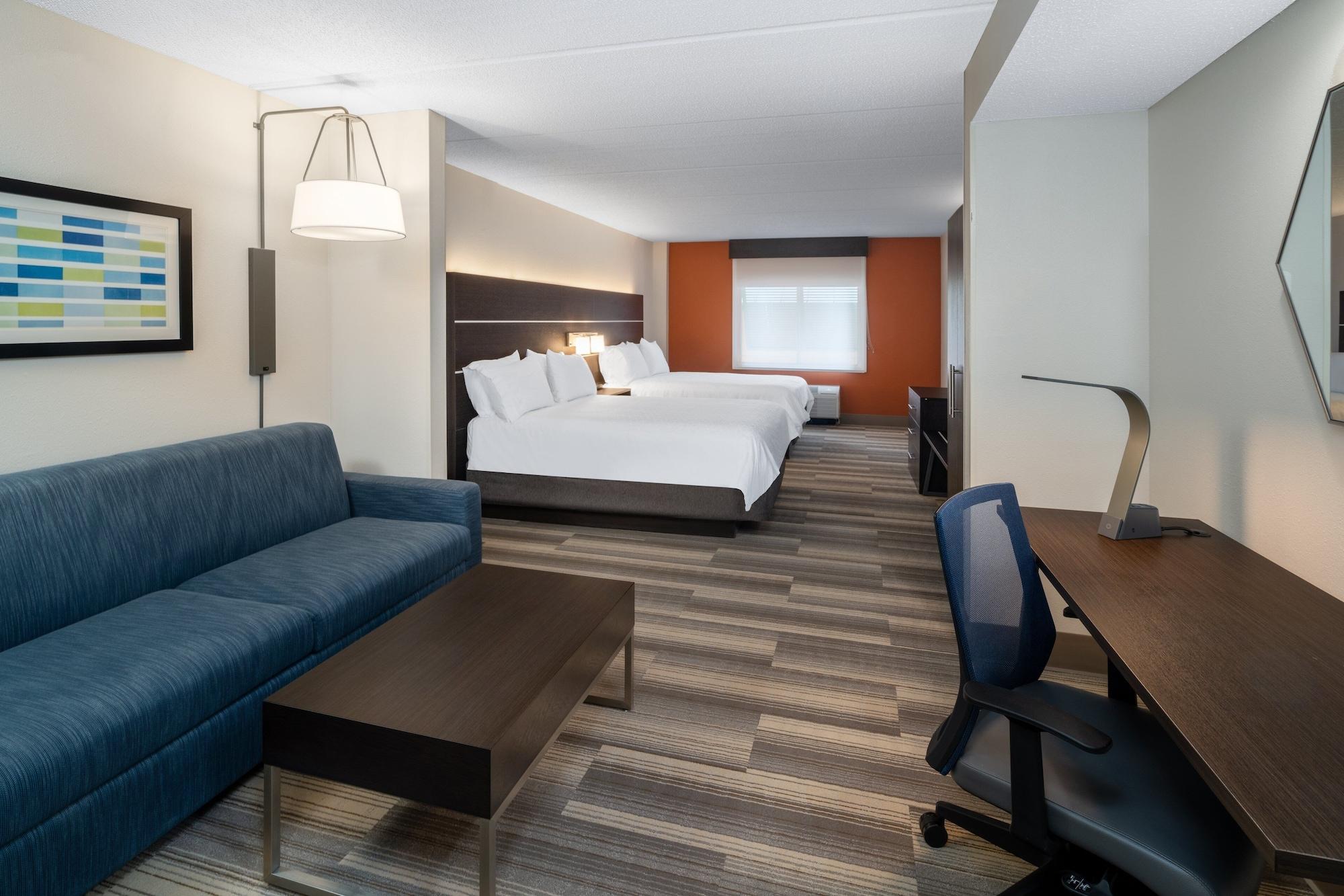 Holiday Inn Express Hotel & Suites Bluffton At Hilton Head Area By Ihg Exterior photo